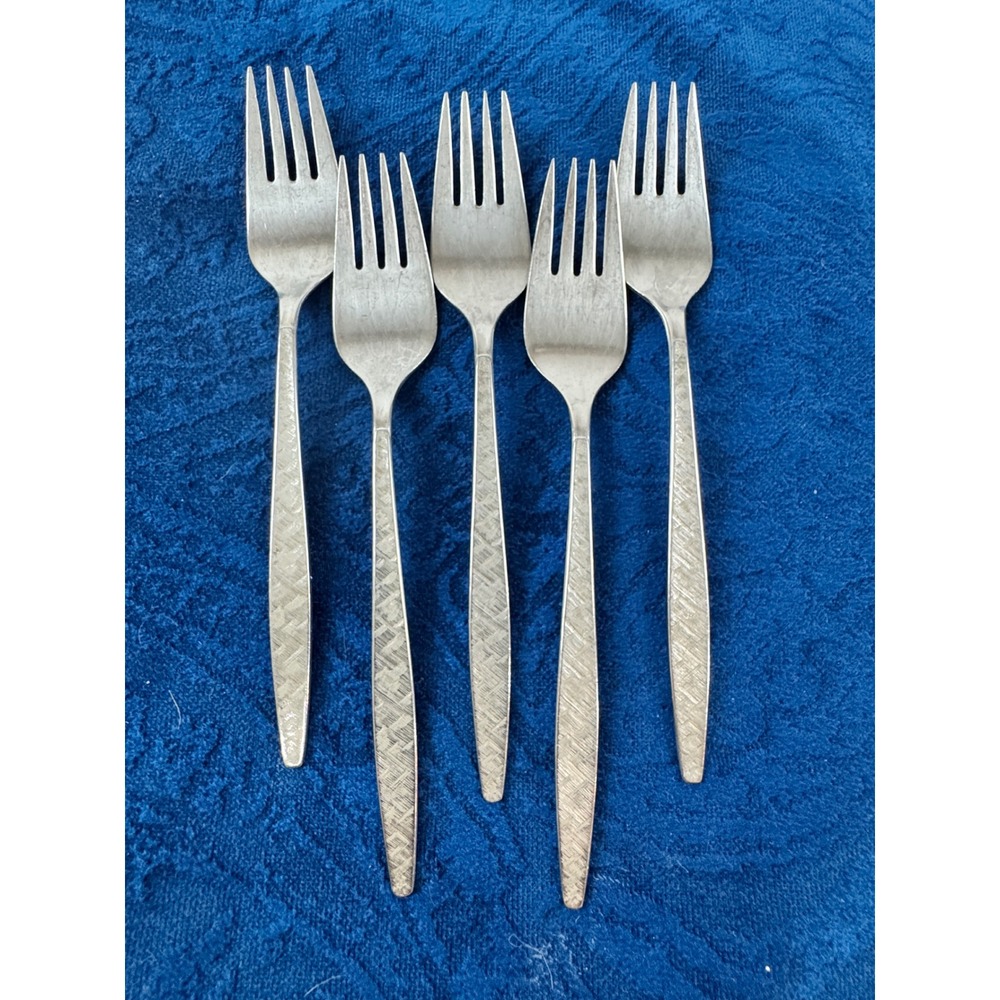 1847 Rogers Bros Carino Silverplate Cocktail Forks Set of 5 Vintage MCM Textured - Picture 3 of 9